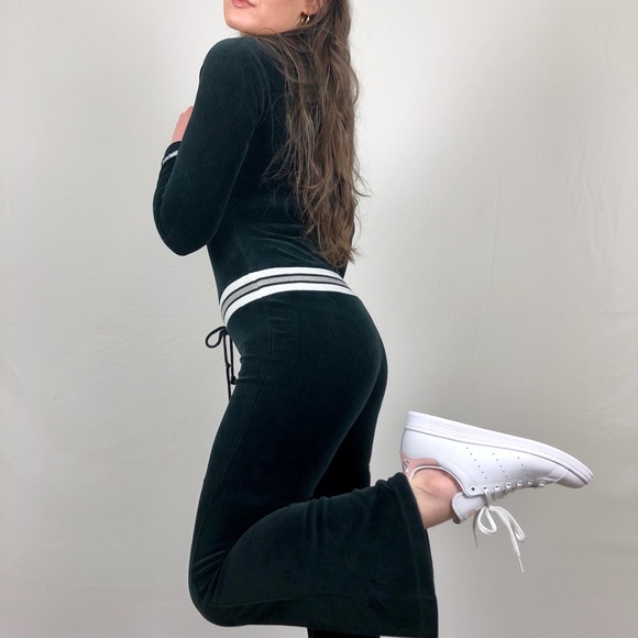 SOLD | Y2K velour flare tracksuit jumpsuit - Picture 4 of 5